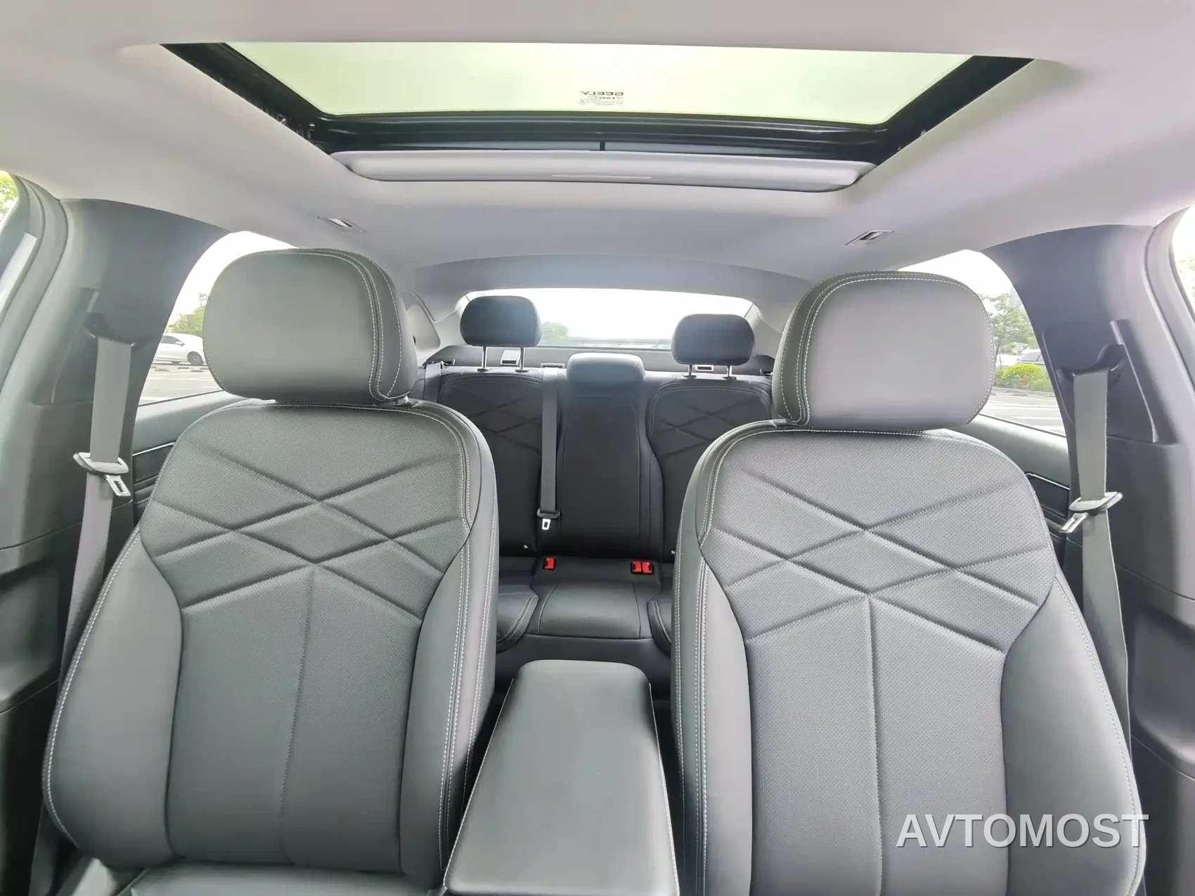 Geely Galaxy L6 2024 60km PLUS Soaring Dragon Edition — фото 6