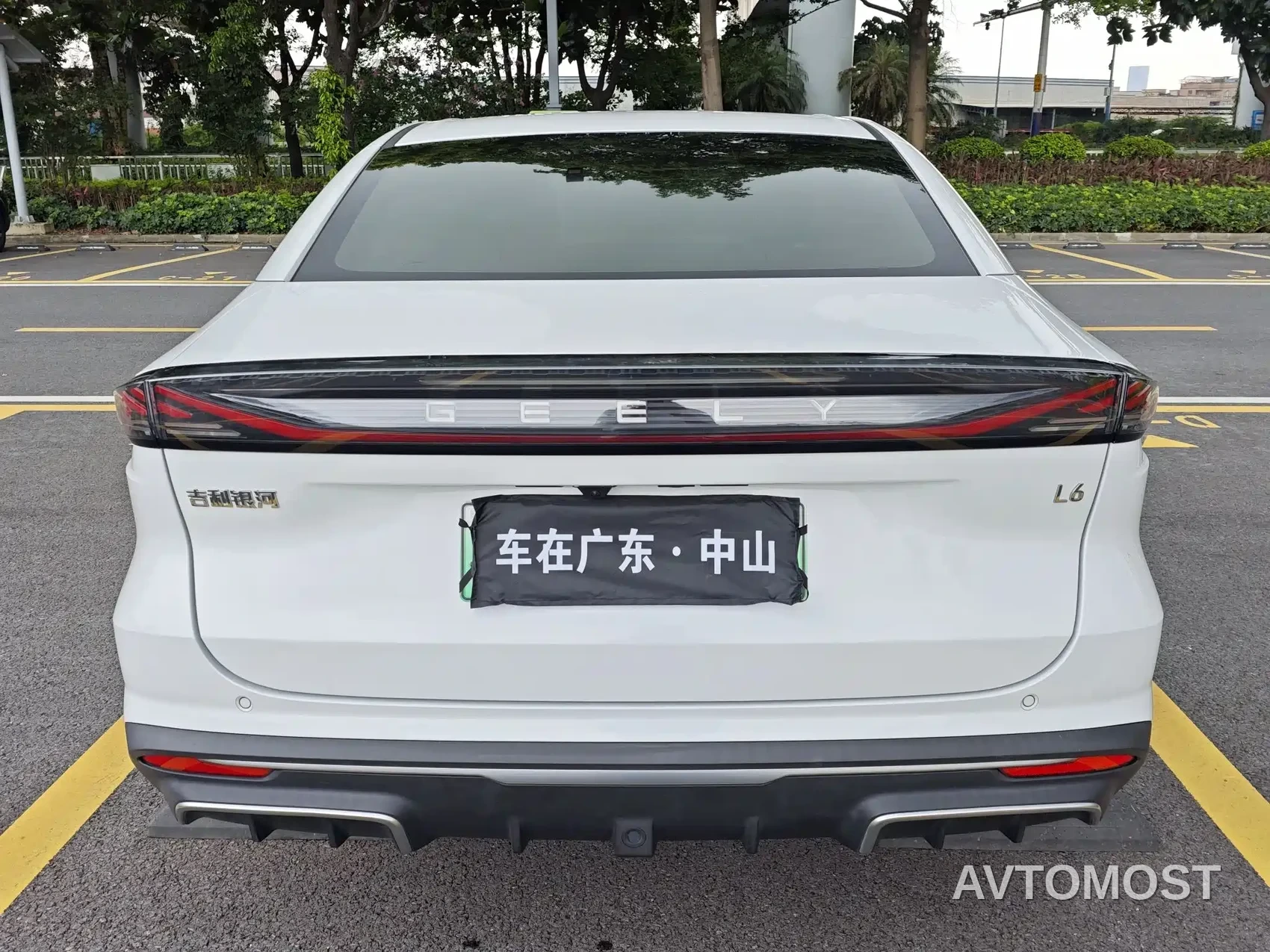 Geely Galaxy L6 2024 60km PLUS Soaring Dragon Edition — фото 16
