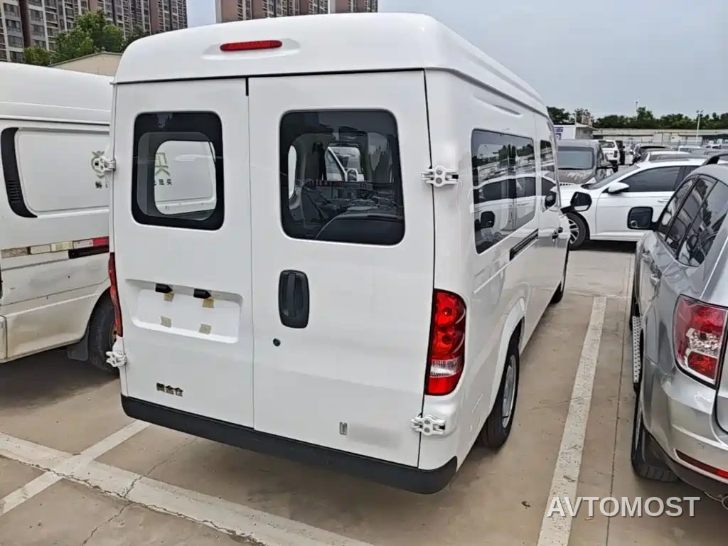 Yufeng Golden Warehouse 2025 PLUS Value Edition 42.3kWh — фото 2