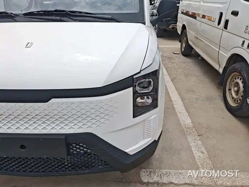 Yufeng Golden Warehouse 2025 PLUS Value Edition 42.3kWh — фото 11