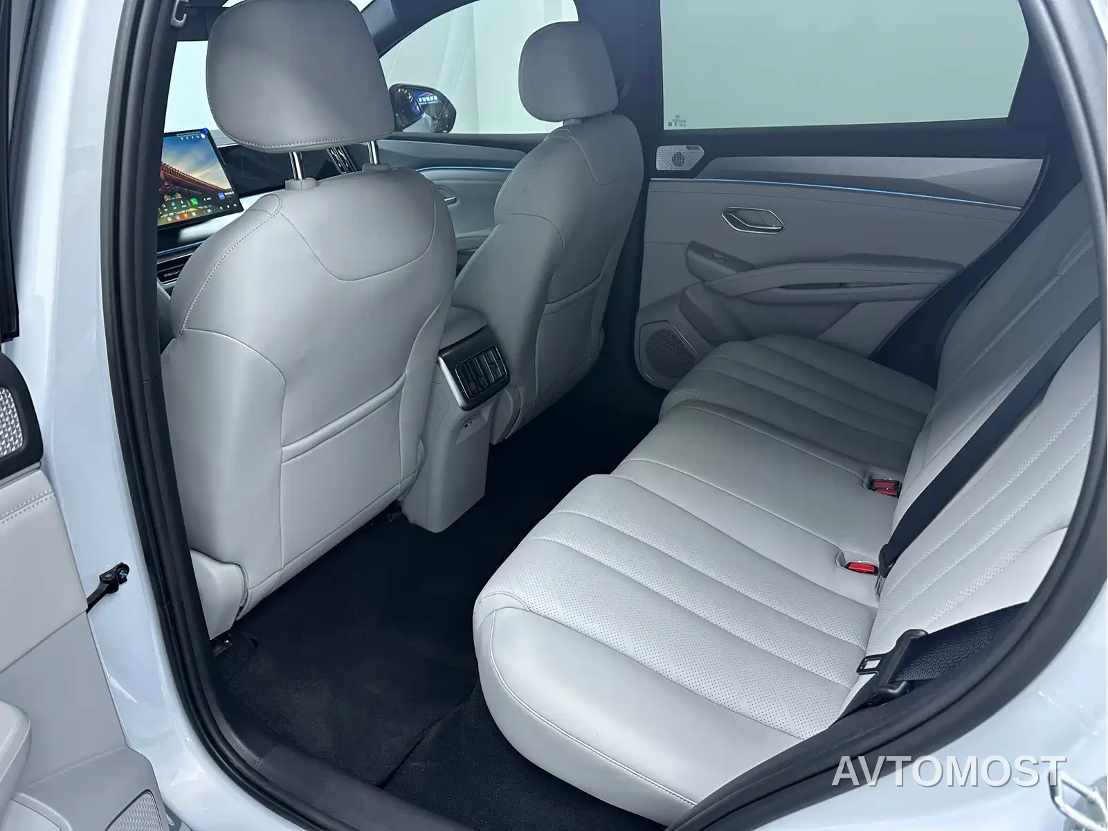 BYD Song Ultra 2026 EV 710KM Surpassing Edition (Lidar Version) — фото 3