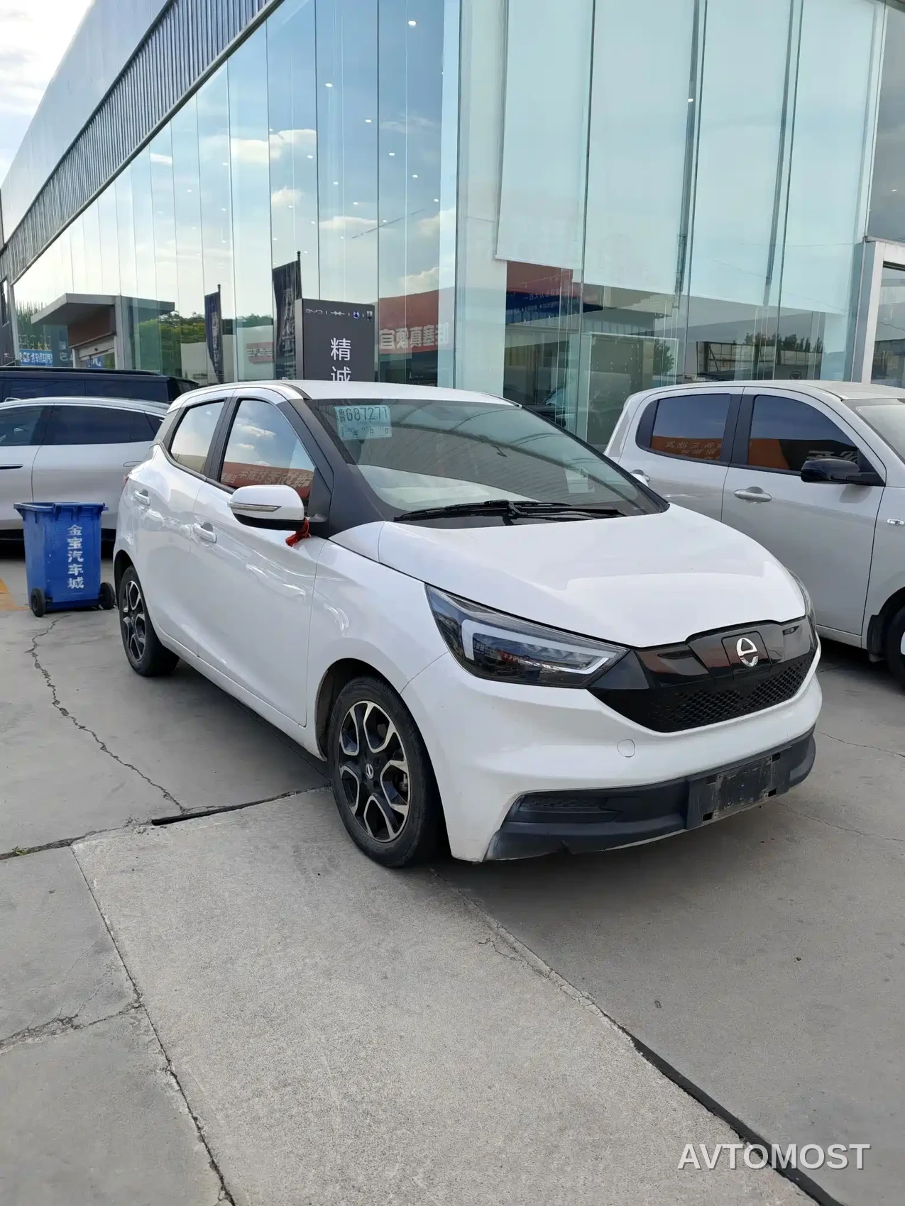 JMCG New Energy Yizhi EV3 2021 Mini Radar Yue Run Model — фото 3