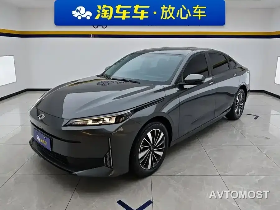 Changan Qiyuan A05 2024 Deluxe Edition 70 Leading