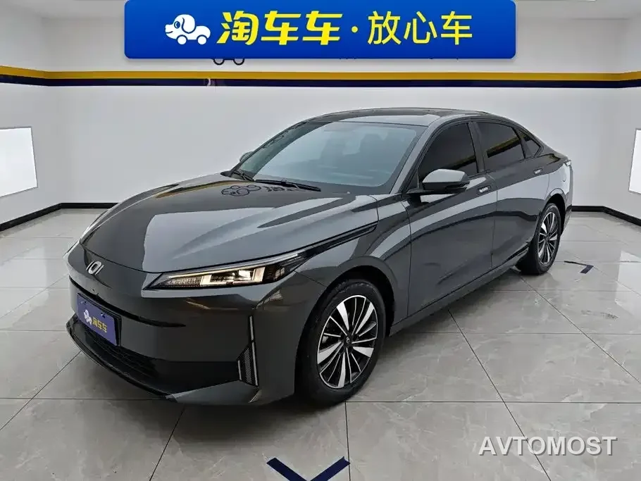 Changan Qiyuan A05 2024 Deluxe Edition 70 Leading — фото 1