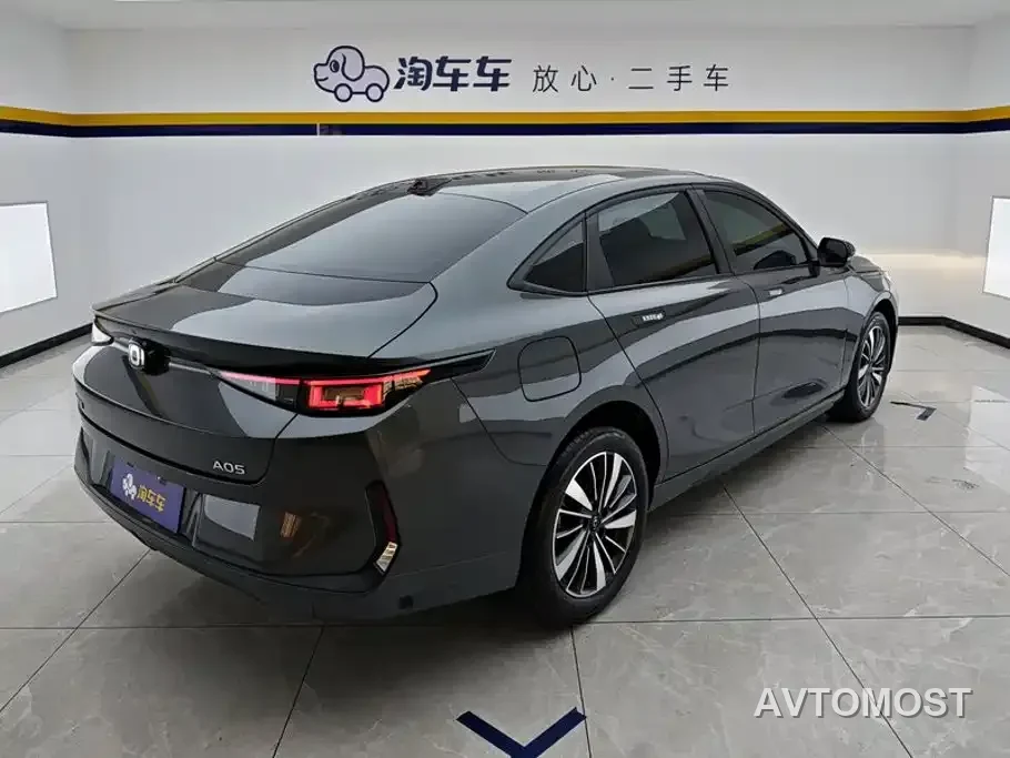 Changan Qiyuan A05 2024 Deluxe Edition 70 Leading — фото 3
