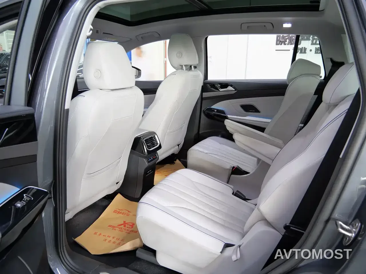 Volkswagen ID.6 X 2023 Upgraded Powerful AWD Edition — фото 8