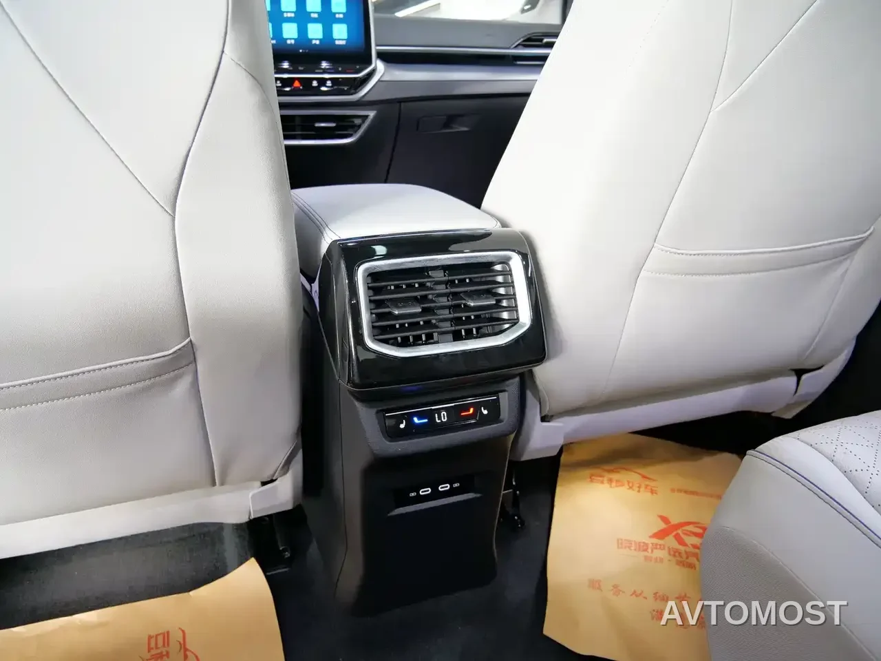 Volkswagen ID.6 X 2023 Upgraded Powerful AWD Edition — фото 13