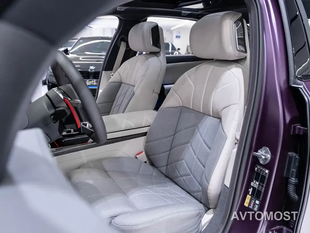 BMW M760Le 2023 M760Le xDrive — фото 8