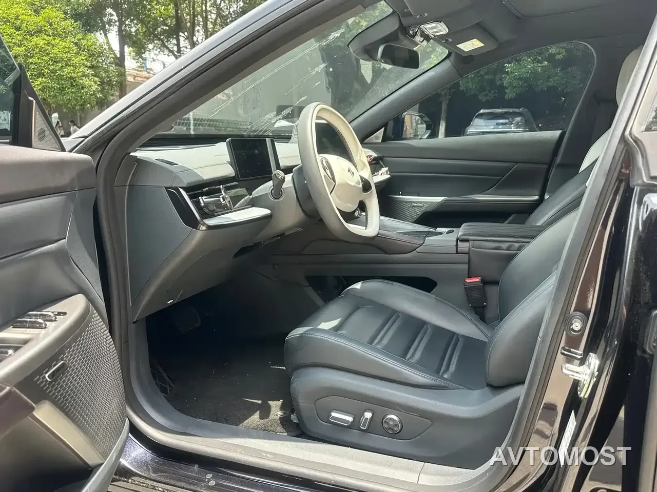 Dongfeng Yipai eπ007 2024 Model 200Pro Range Extender Version — фото 4