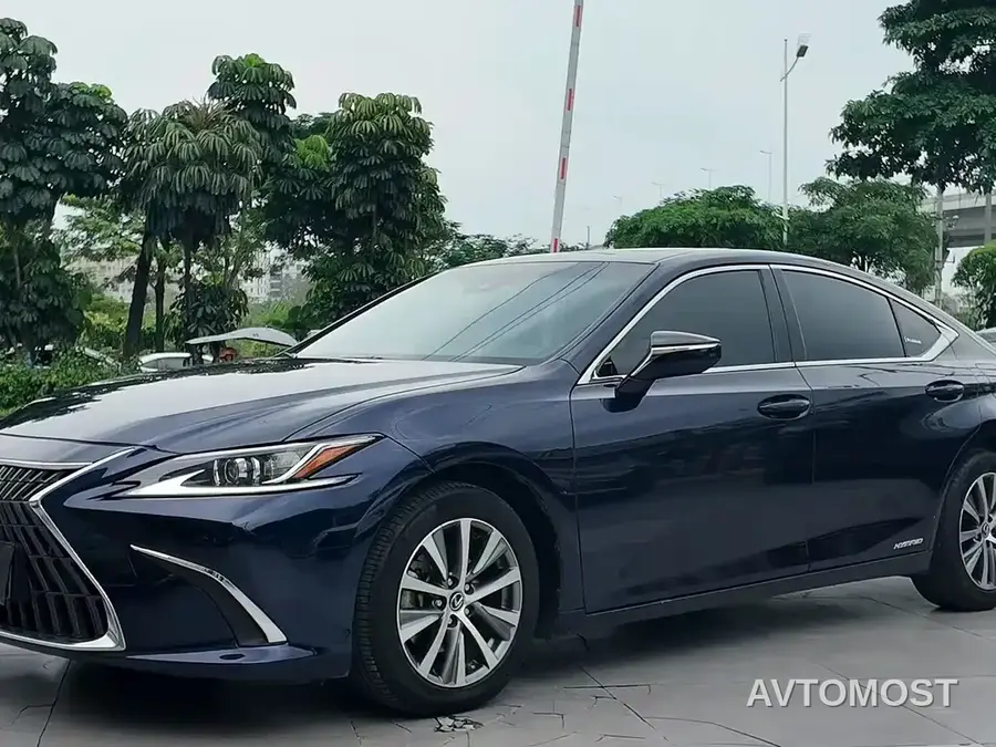 Lexus ES 2020 Model 300h Excellence Edition