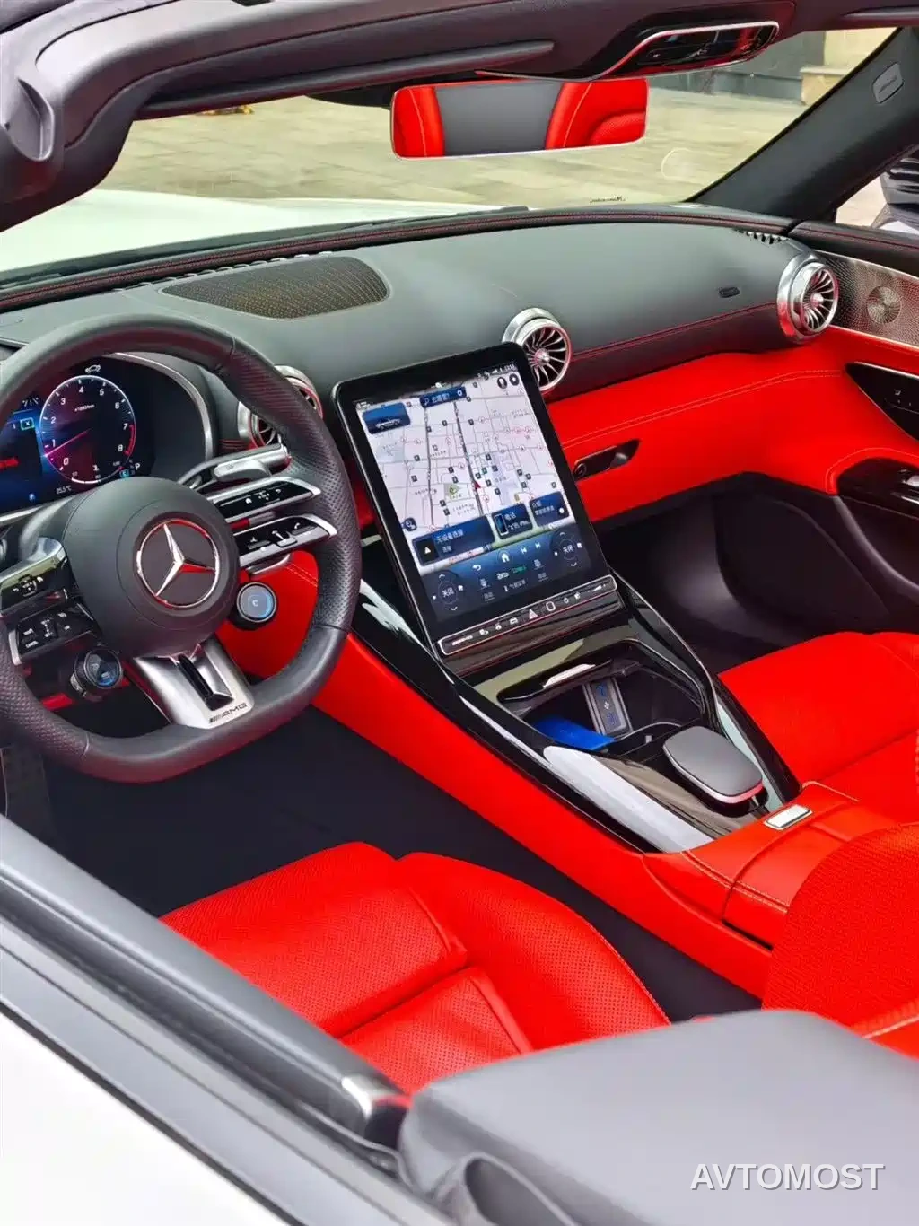 Mercedes-Benz SL-Class AMG 2024 AMG SL 63 4MATIC+ — фото 7