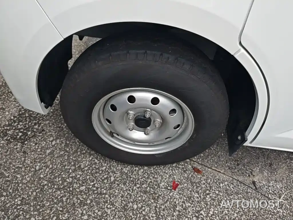 Changan Ruixing EM80 2025 Passenger Version Comfort 6-seater 300km Dual Swing Doors — фото 13