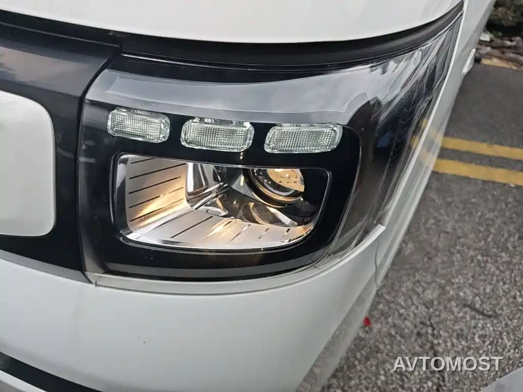 Changan Ruixing EM80 2025 Passenger Version Comfort 6-seater 300km Dual Swing Doors — фото 14