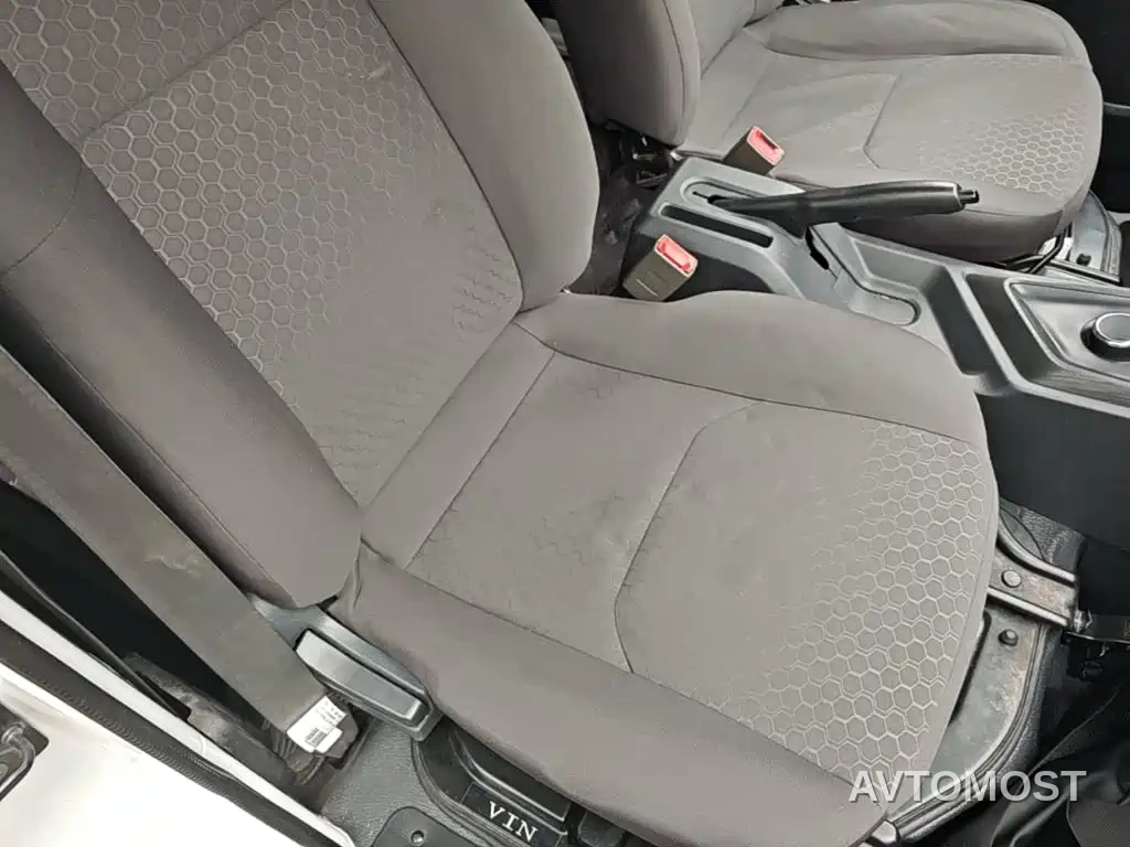 Changan Ruixing EM80 2025 Passenger Version Comfort 6-seater 300km Dual Swing Doors — фото 15