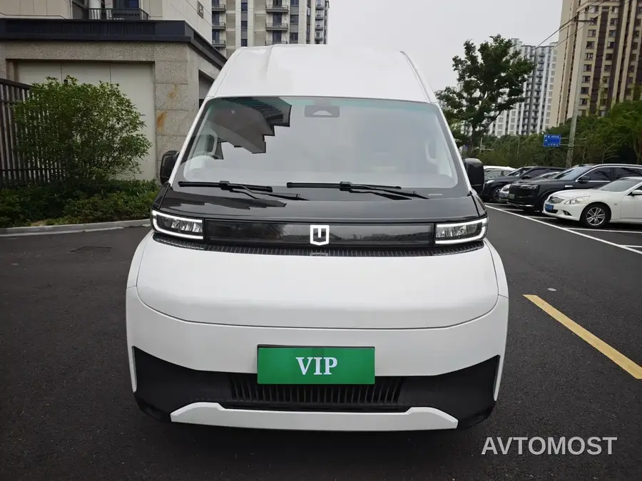 Yuan Cheng Farizon Super VAN 2025 Smart Wealth Edition Medium Wheelbase High Roof 68kWh Smart Core