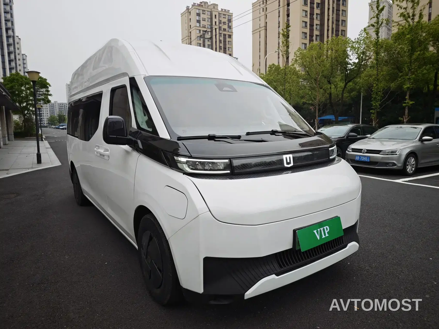 Yuan Cheng Farizon Super VAN 2025 Smart Wealth Edition Medium Wheelbase High Roof 68kWh Smart Core — фото 2