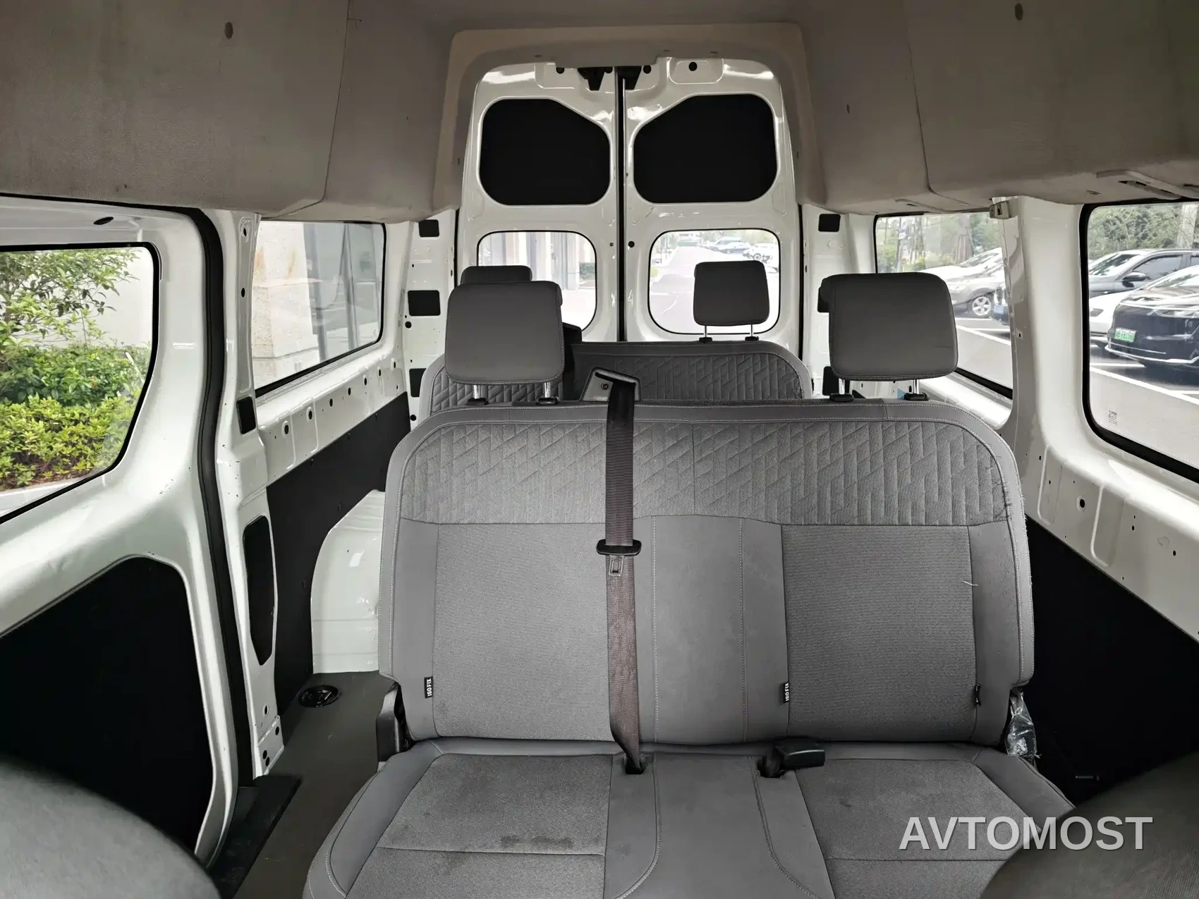 Yuan Cheng Farizon Super VAN 2025 Smart Wealth Edition Medium Wheelbase High Roof 68kWh Smart Core — фото 11