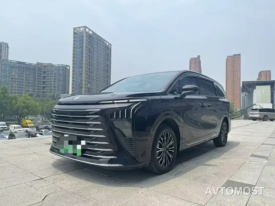 Dongfeng Fengxing Starlight V9 2026 Beyond Joy Series 200km Comfort