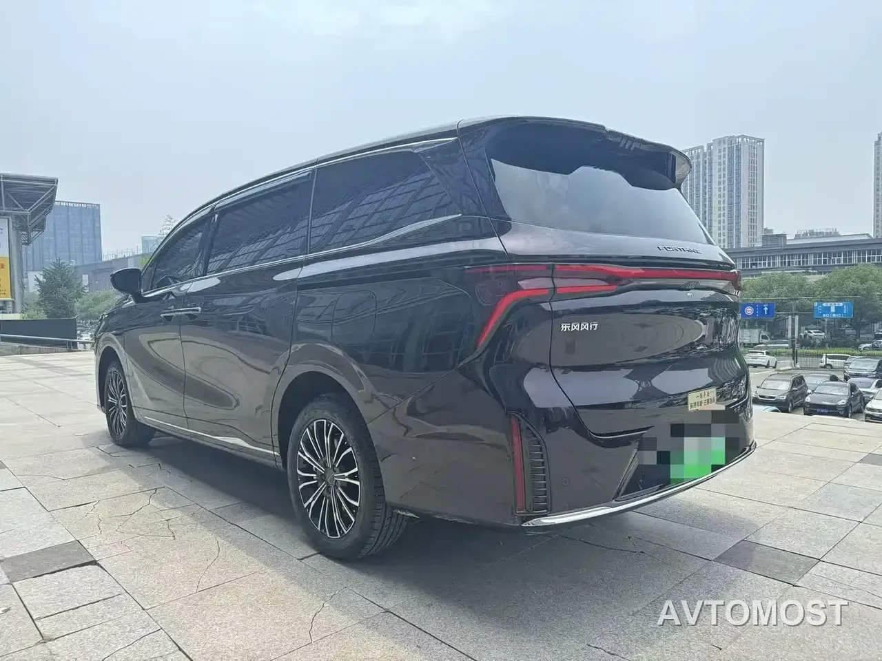 Dongfeng Fengxing Starlight V9 2026 Beyond Joy Series 200km Comfort — фото 4