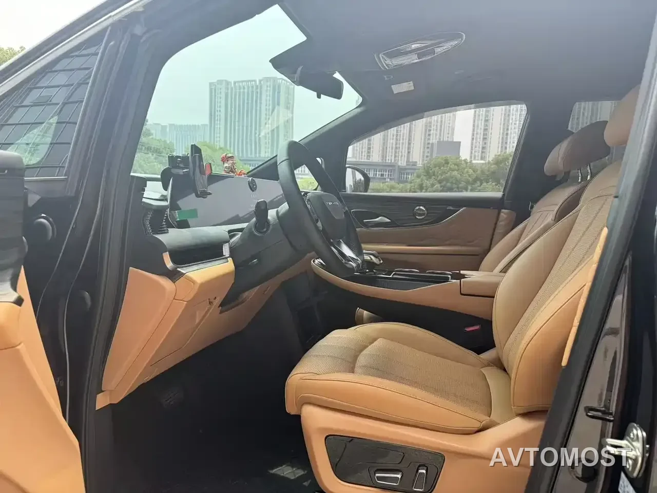 Dongfeng Fengxing Starlight V9 2026 Beyond Joy Series 200km Comfort — фото 7