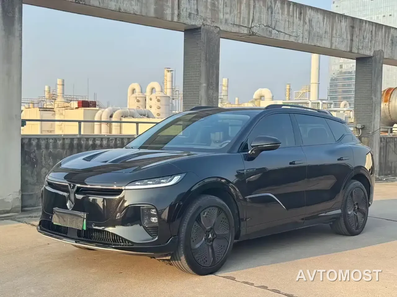 Voyah Zhiyin 2024 Long Range Super Charging Edition — фото 2