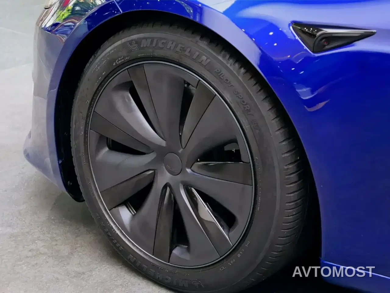 Tesla Model S 2023 Dual Motor All-Wheel Drive Edition — фото 24
