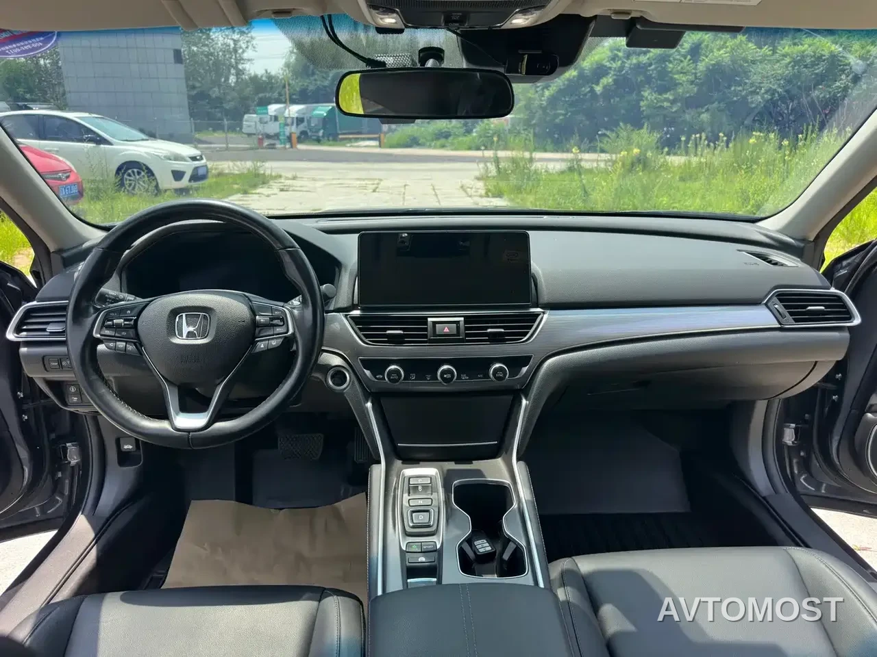 Honda Accord 2022 Sharp Hybrid 2.0L Sharp Leader Edition — фото 19