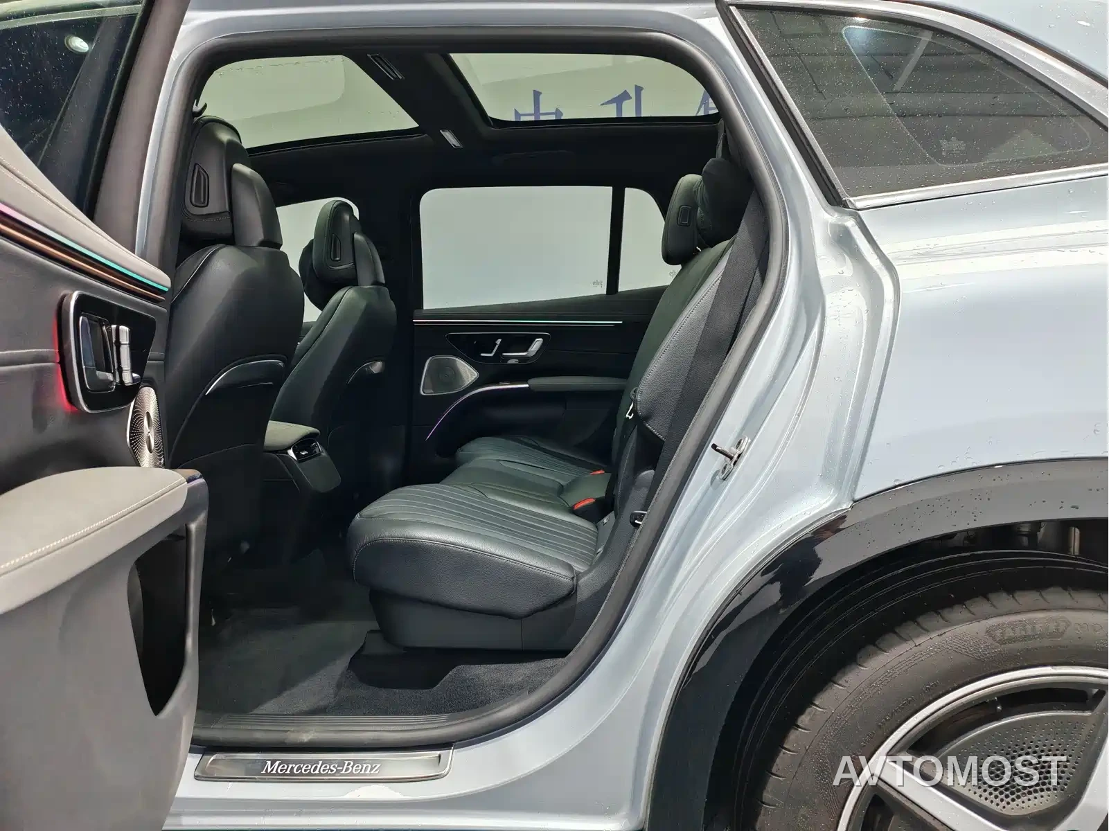 Mercedes-Benz EQS SUV 2023 450 4MATIC Pioneer Edition — фото 12