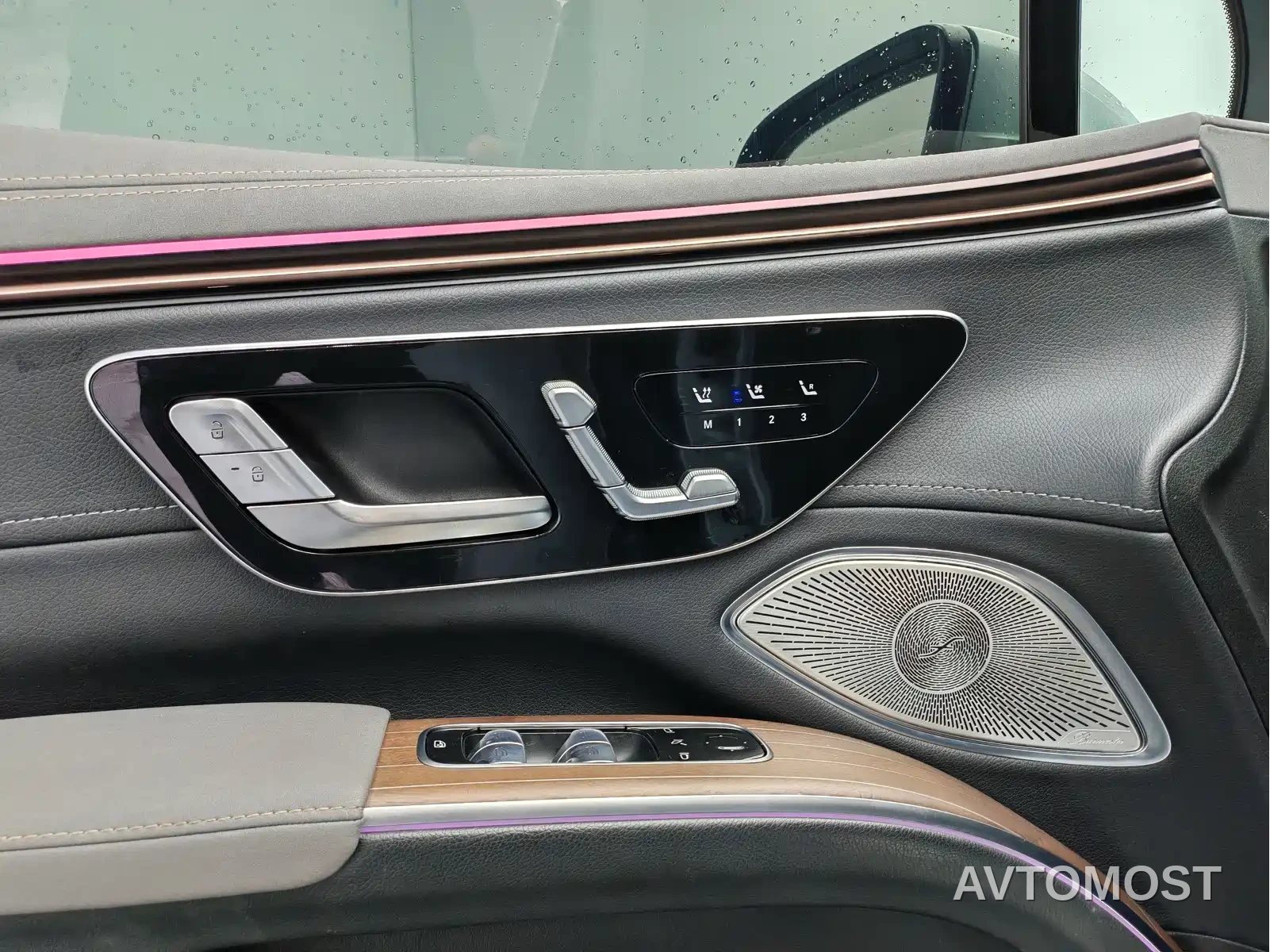 Mercedes-Benz EQS SUV 2023 450 4MATIC Pioneer Edition — фото 18