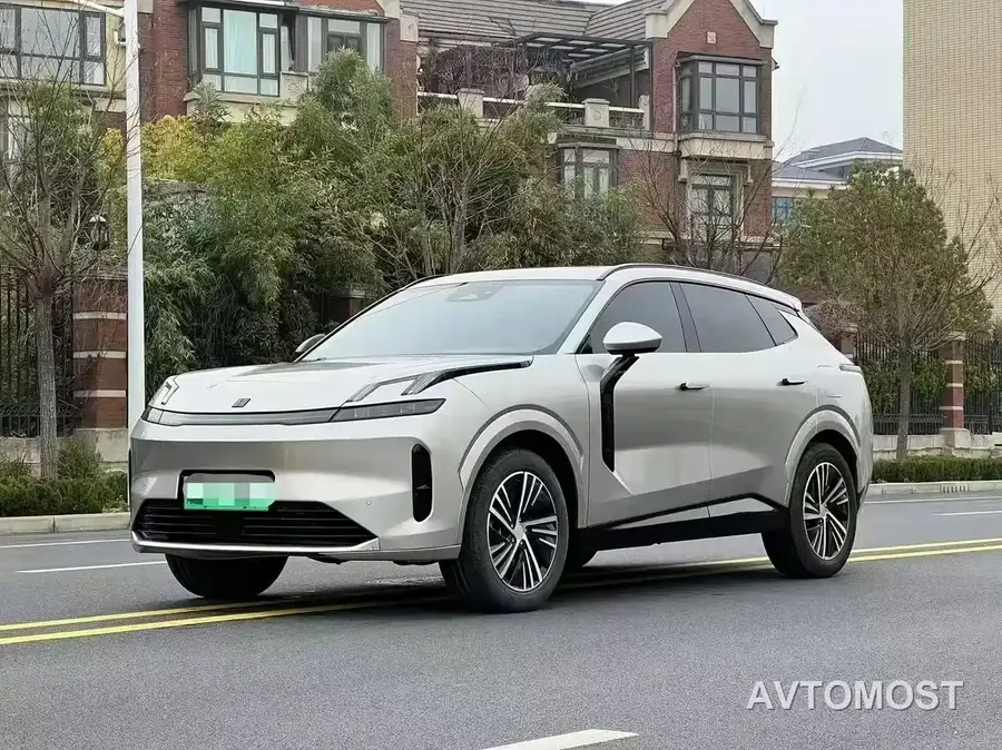 Lynk & Co 08 EM-P 2023 120km Long Range Halo