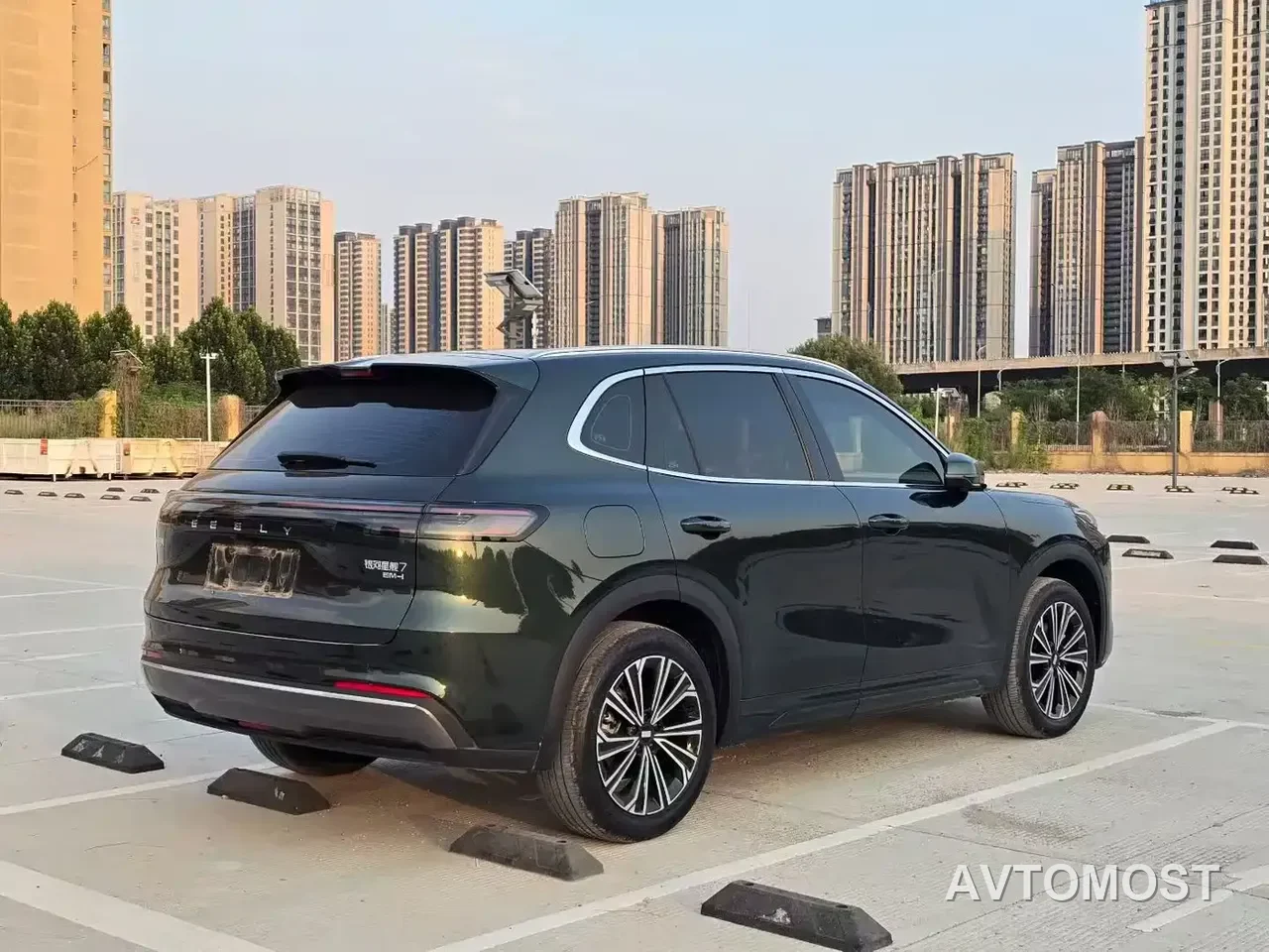 Geely Galaxy Starship 7 EM-i 2025 120km Navigation Edition — фото 6