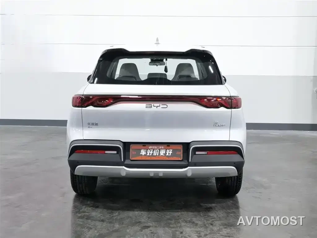 BYD Yuan UP 2025 Model 301KM Navigator — фото 3