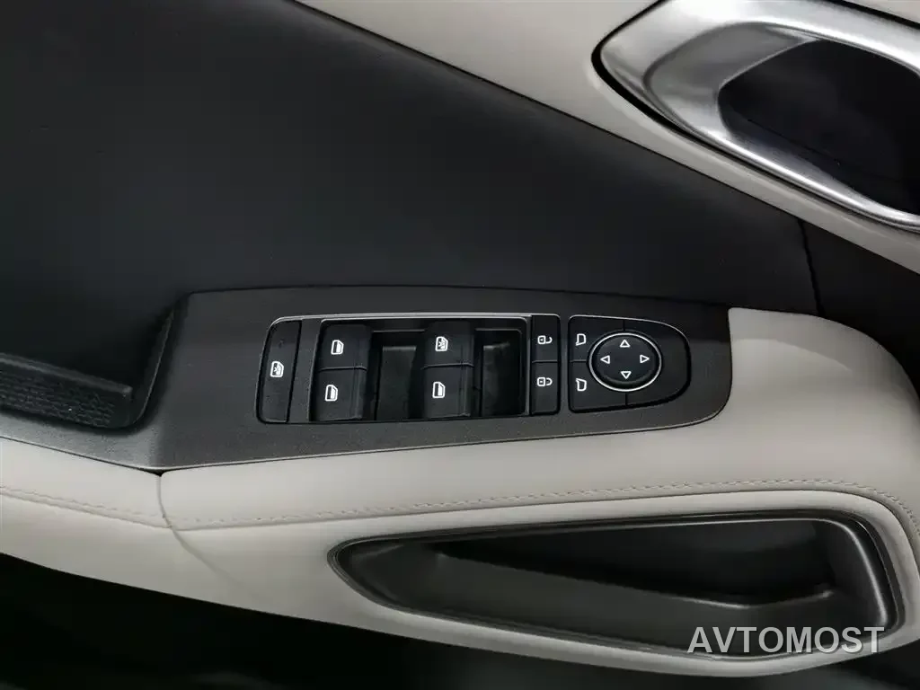 BYD Yuan UP 2025 Model 301KM Navigator — фото 8