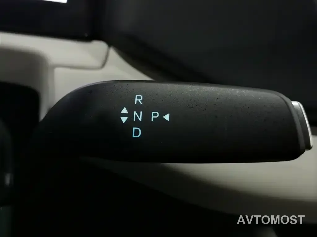 BYD Yuan UP 2025 Model 301KM Navigator — фото 12