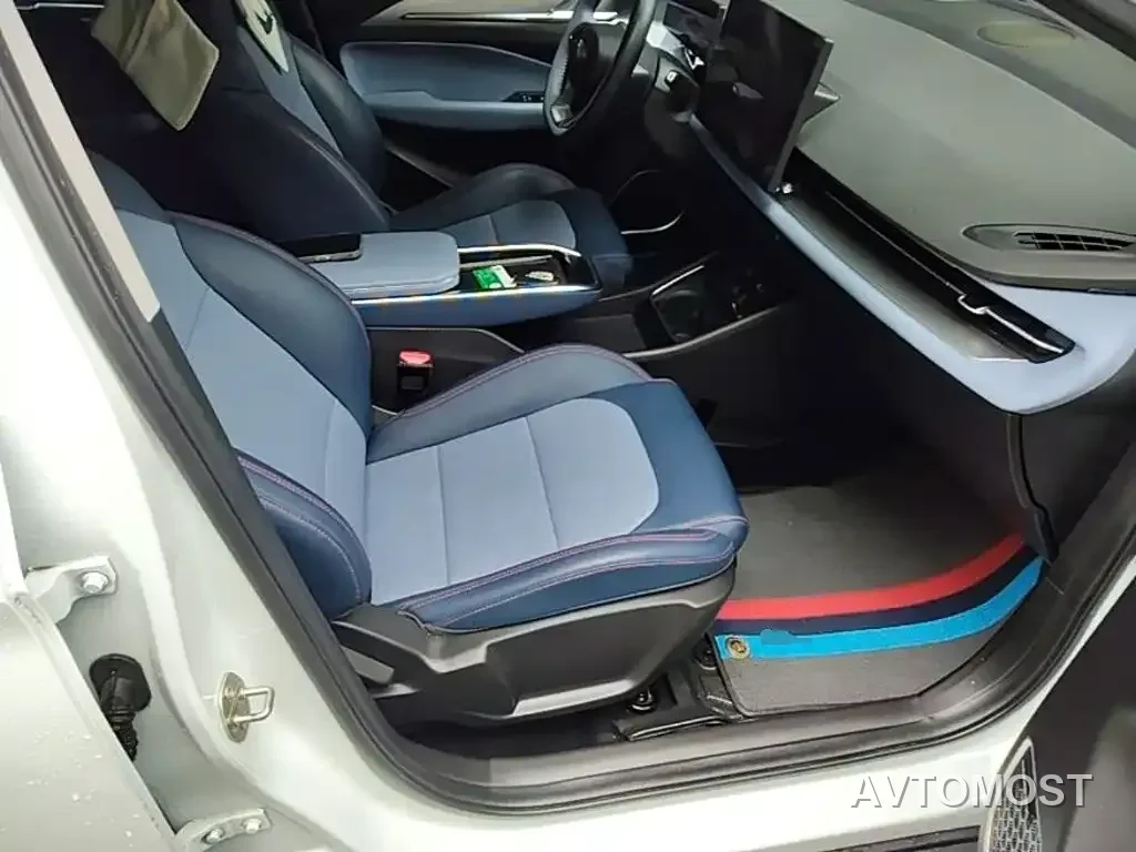 Geely Geometry M6 2022 450 New Intelligence Edition — фото 24