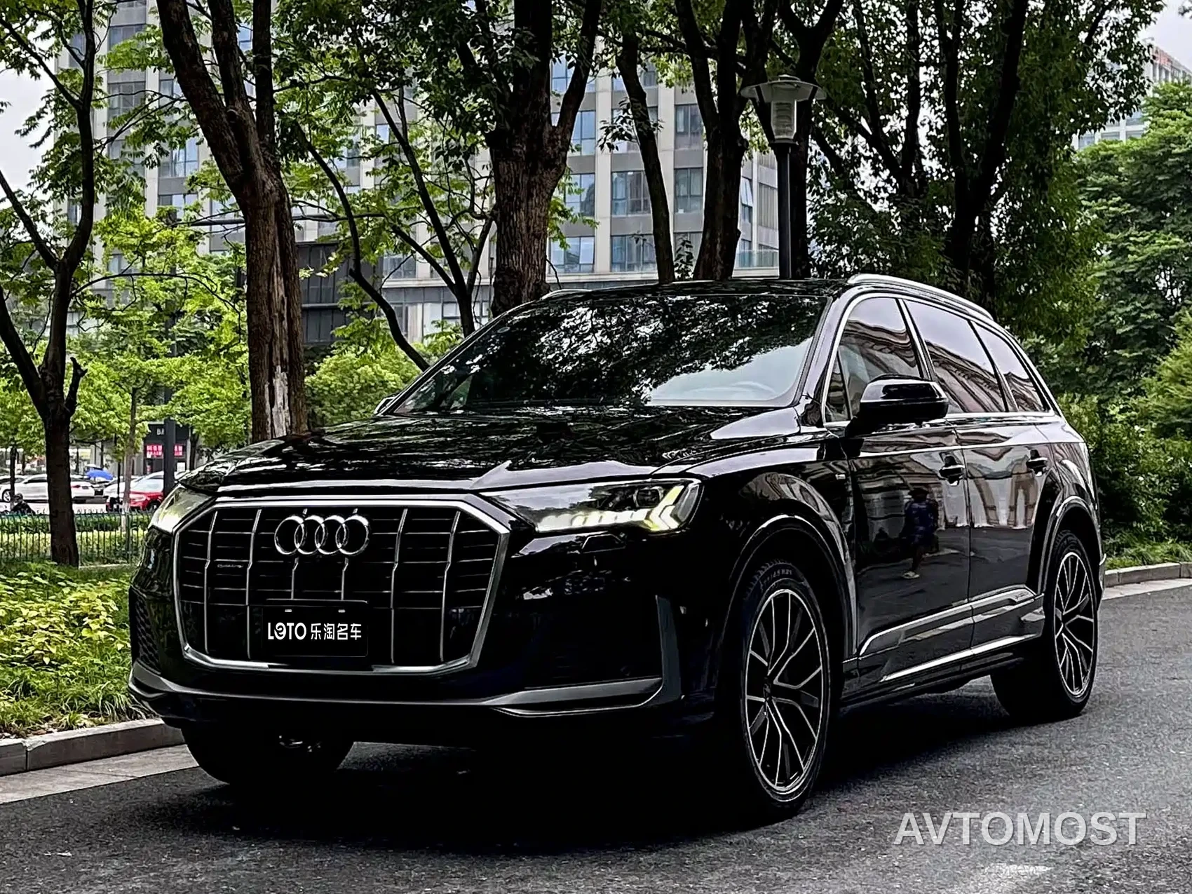 Audi Q7 2021 55 TFSI quattro S line Sport — фото 1