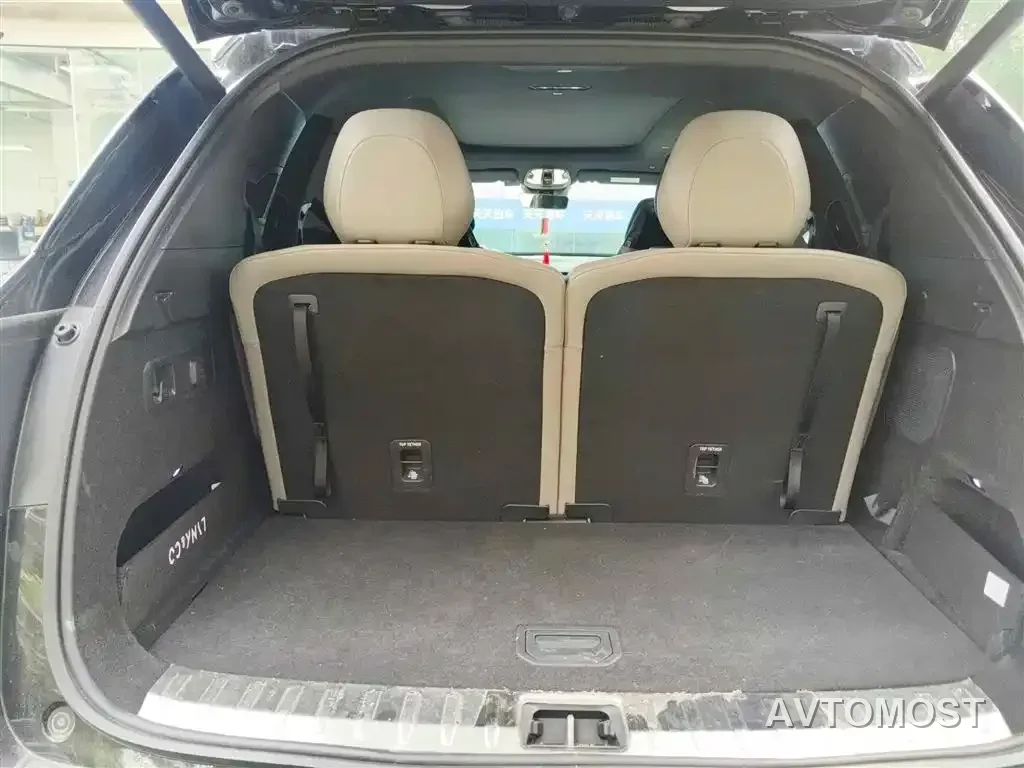 Lynk & Co 09 EM-P 2023 2.0TD EM-P Long Range PM 6-Seater — фото 4