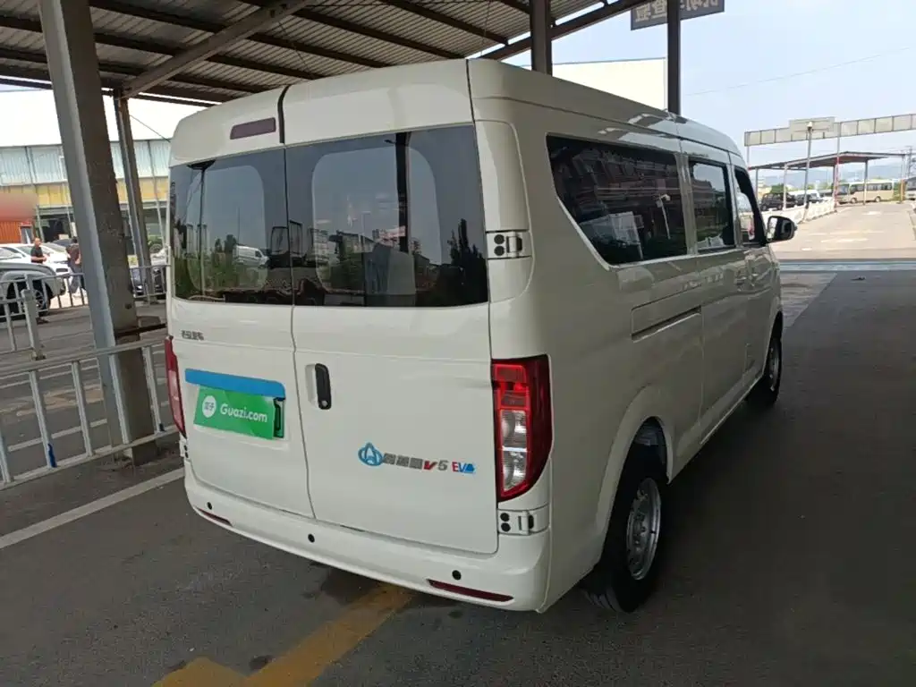 Changan Kuayue Star V5 EV 2025 Model Smart Elite Bus 6-Seater CATL — фото 7