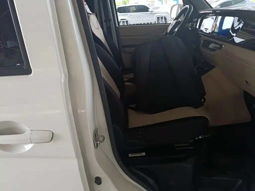 Changan Kuayue Star V5 EV 2025 Model Smart Elite Bus 6-Seater CATL — фото 25