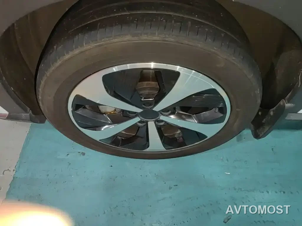BYD Song PLUS PHEV 2021 DM-i 51KM Honor — фото 24