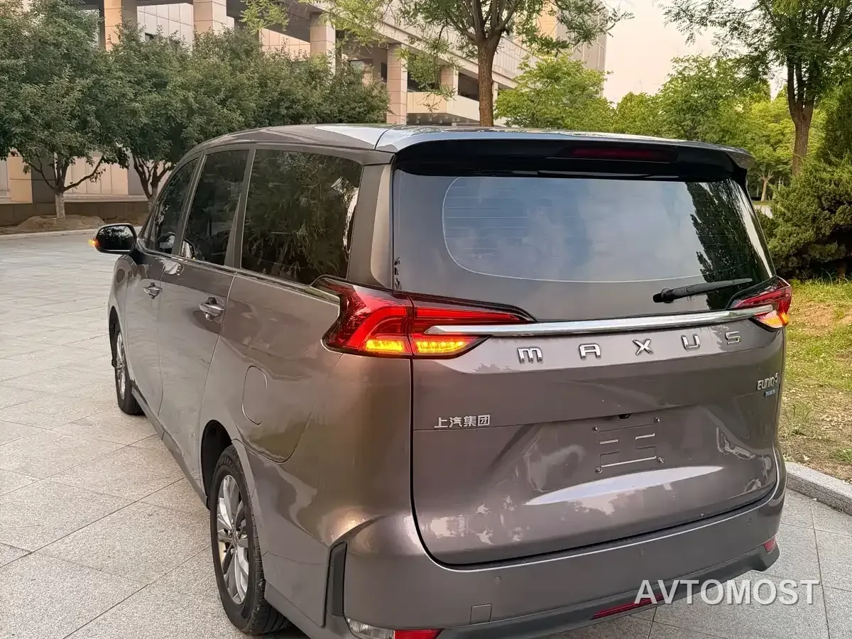 SAIC MAXUS EUNIQ 5 2020 1.3T PLUG IN Elite Edition — фото 4
