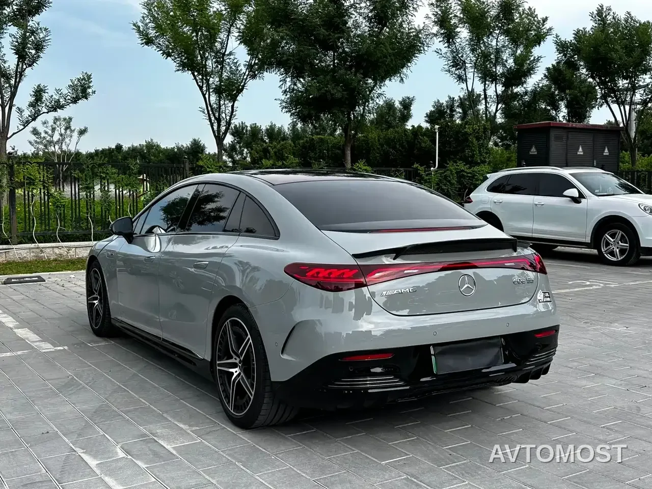 Mercedes-Benz EQE AMG 2023 AMG EQE 53 4MATIC+ — фото 5