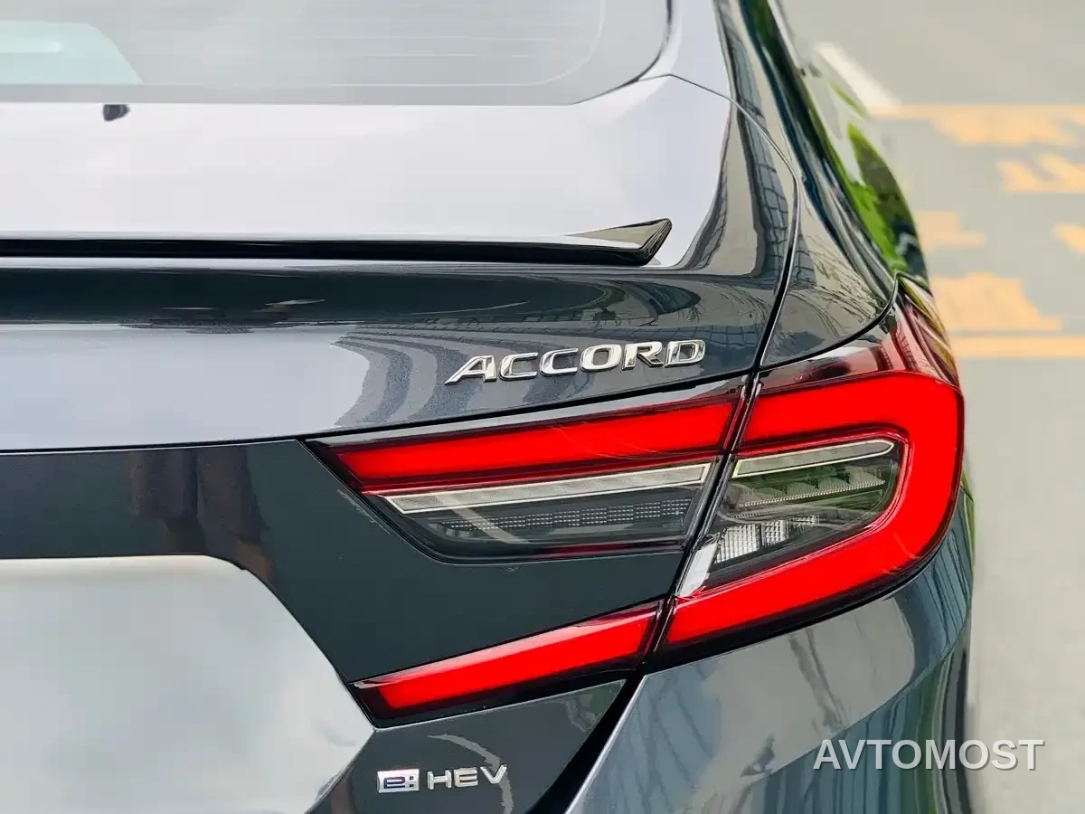 Honda Accord 2022 Sharp Hybrid 2.0L Phantom Night Sharp Intelligence — фото 7