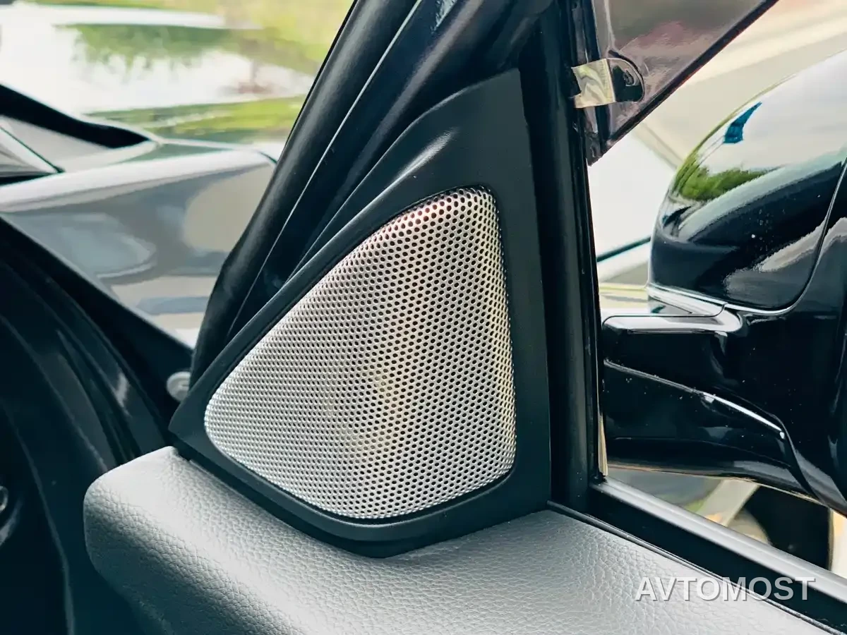 Honda Accord 2022 Sharp Hybrid 2.0L Phantom Night Sharp Intelligence — фото 18
