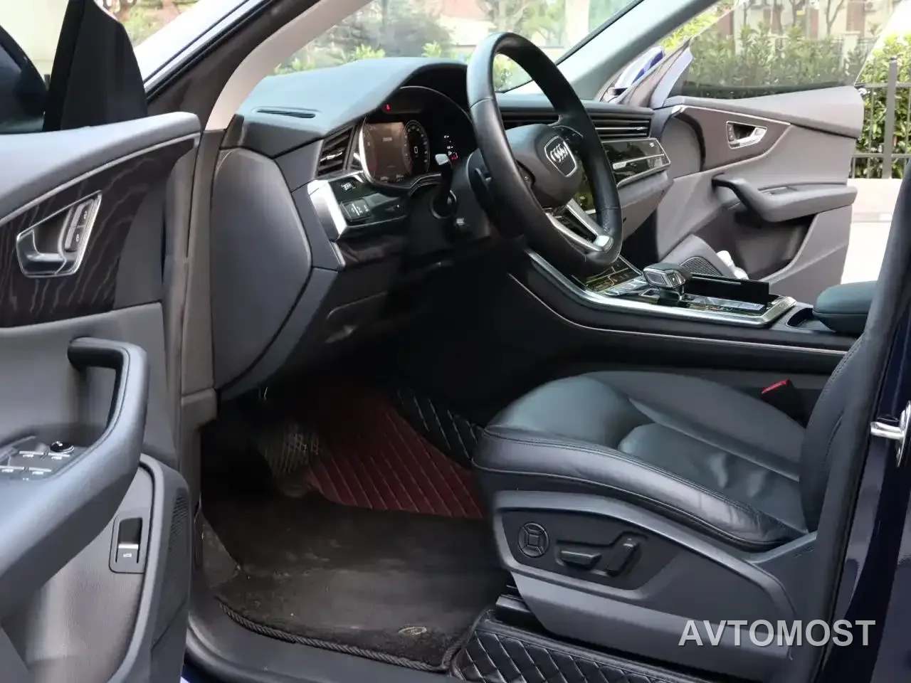 Audi Q8 2021 Model 55 TFSI Luxury Dynamic — фото 4