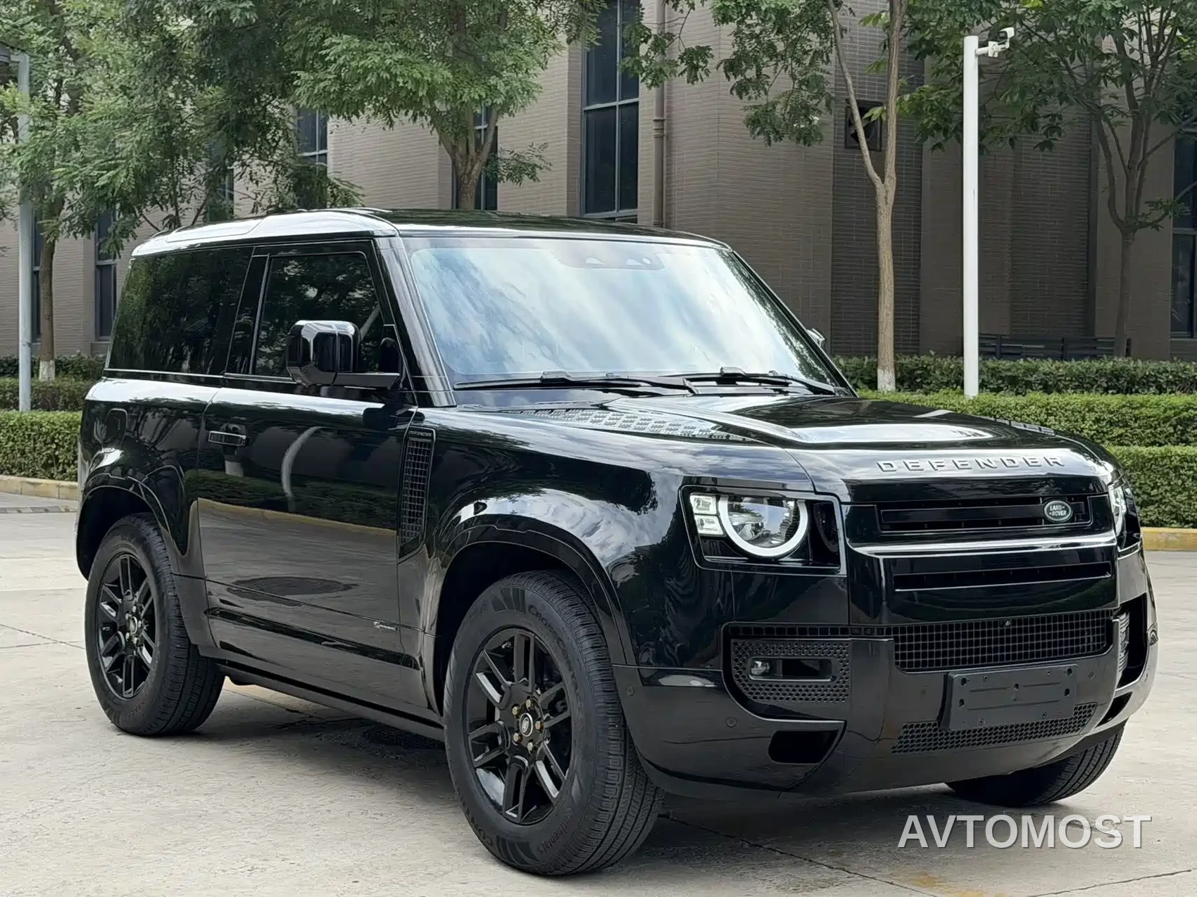 Land Rover Defender 2021 90 P400 X-DYNAMIC S — фото 4