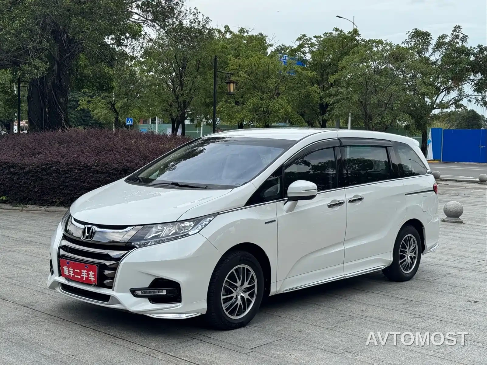 Honda Odyssey 2021 2.0L Sharp Comfort Edition — фото 1