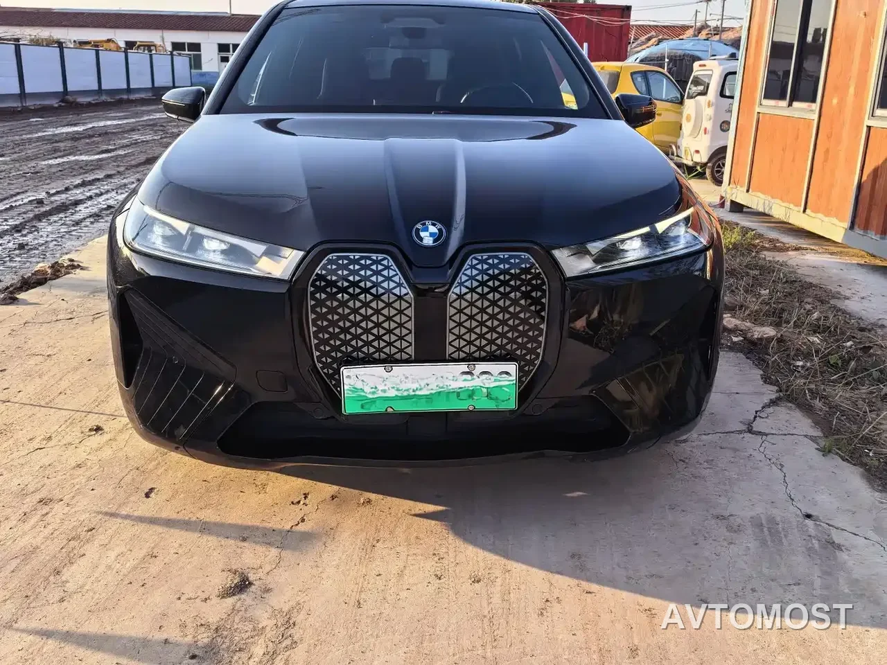 BMW iX 2022 xDrive40 — фото 3