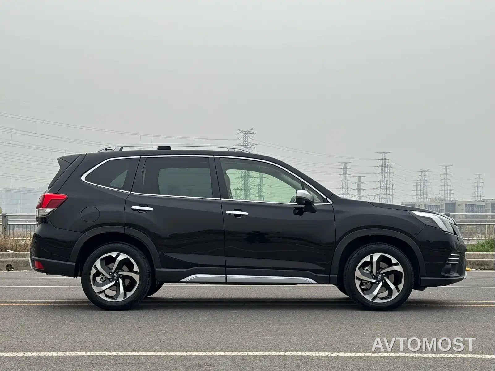 Subaru Forester 2024 2.5i AWD Flagship EyeSight — фото 4