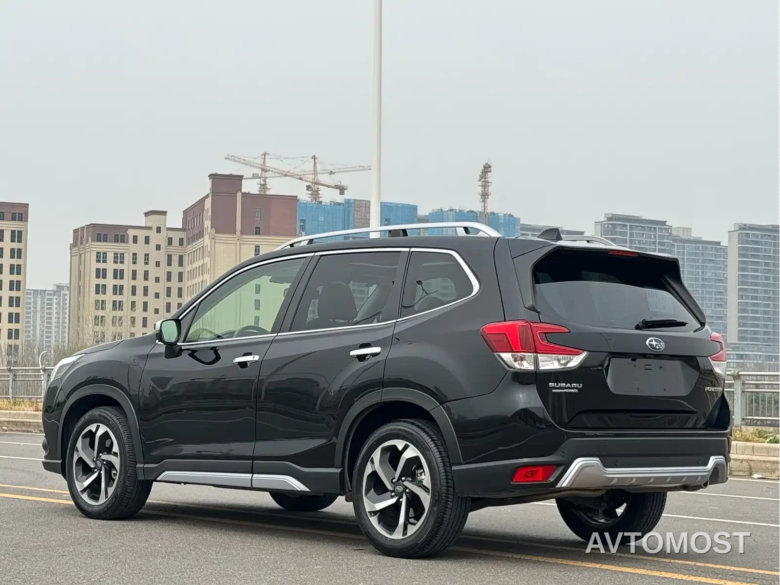 Subaru Forester 2024 2.5i AWD Flagship EyeSight — фото 8